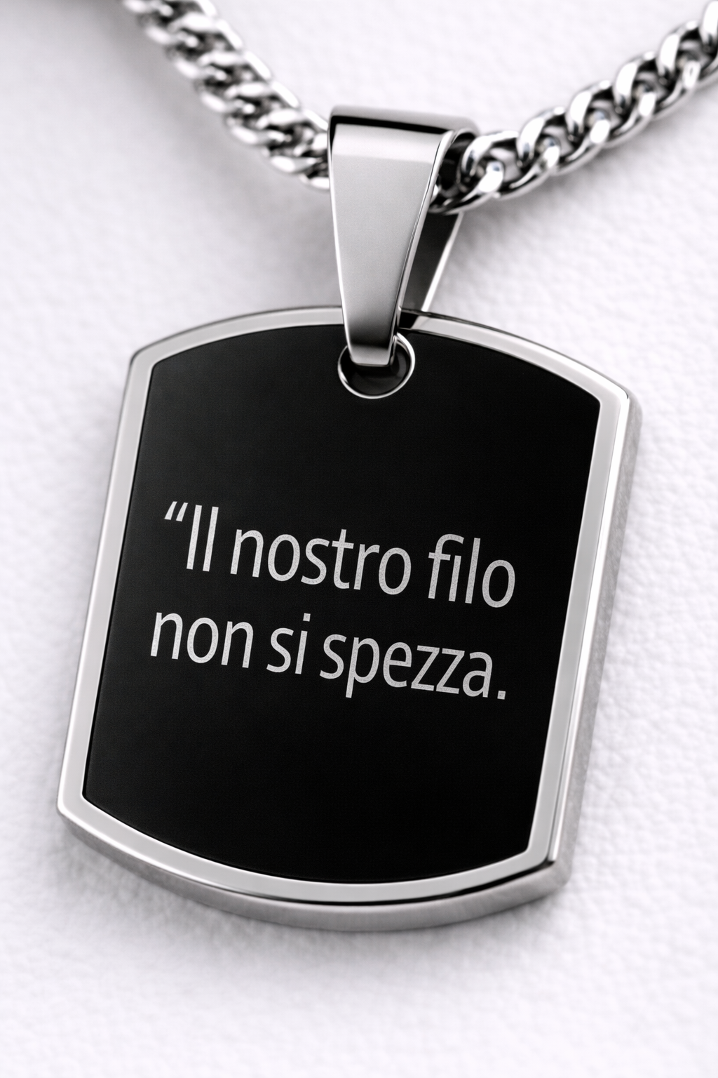 Collana incisione personalizzata Black Edition