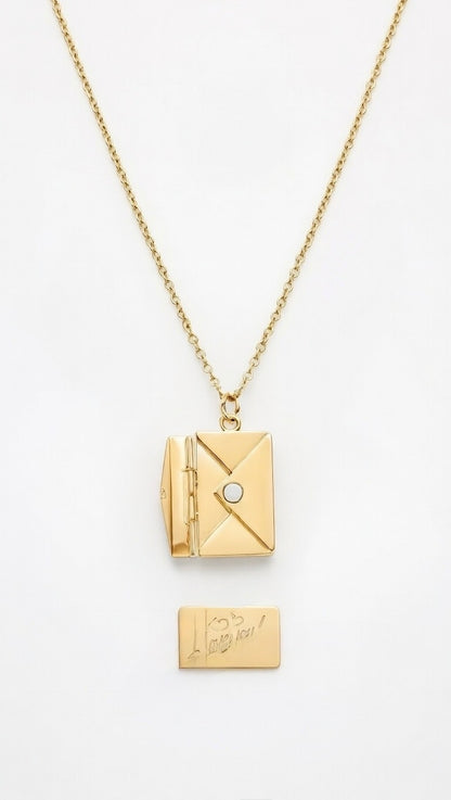 Collana Ciondolo Lettera Apribile in Acciaio Lucido – Incisione Personalizzata | EvermadeLab