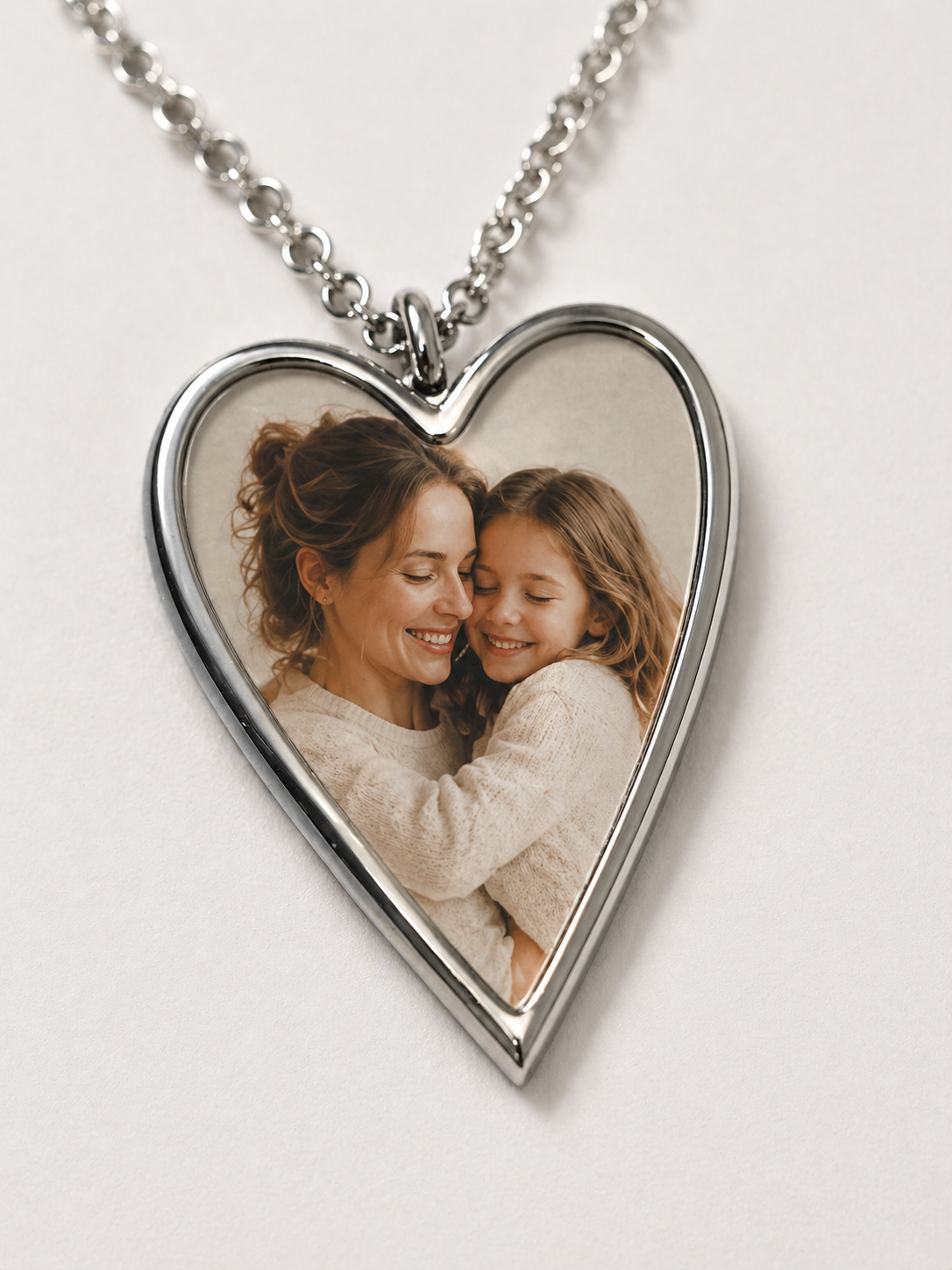 Collana Cuore Personalizzata con Foto – Ciondolo Elegante in Acciaio | Regalo Mamma Figlia EvermadeLab Made in Italy 🇮🇹